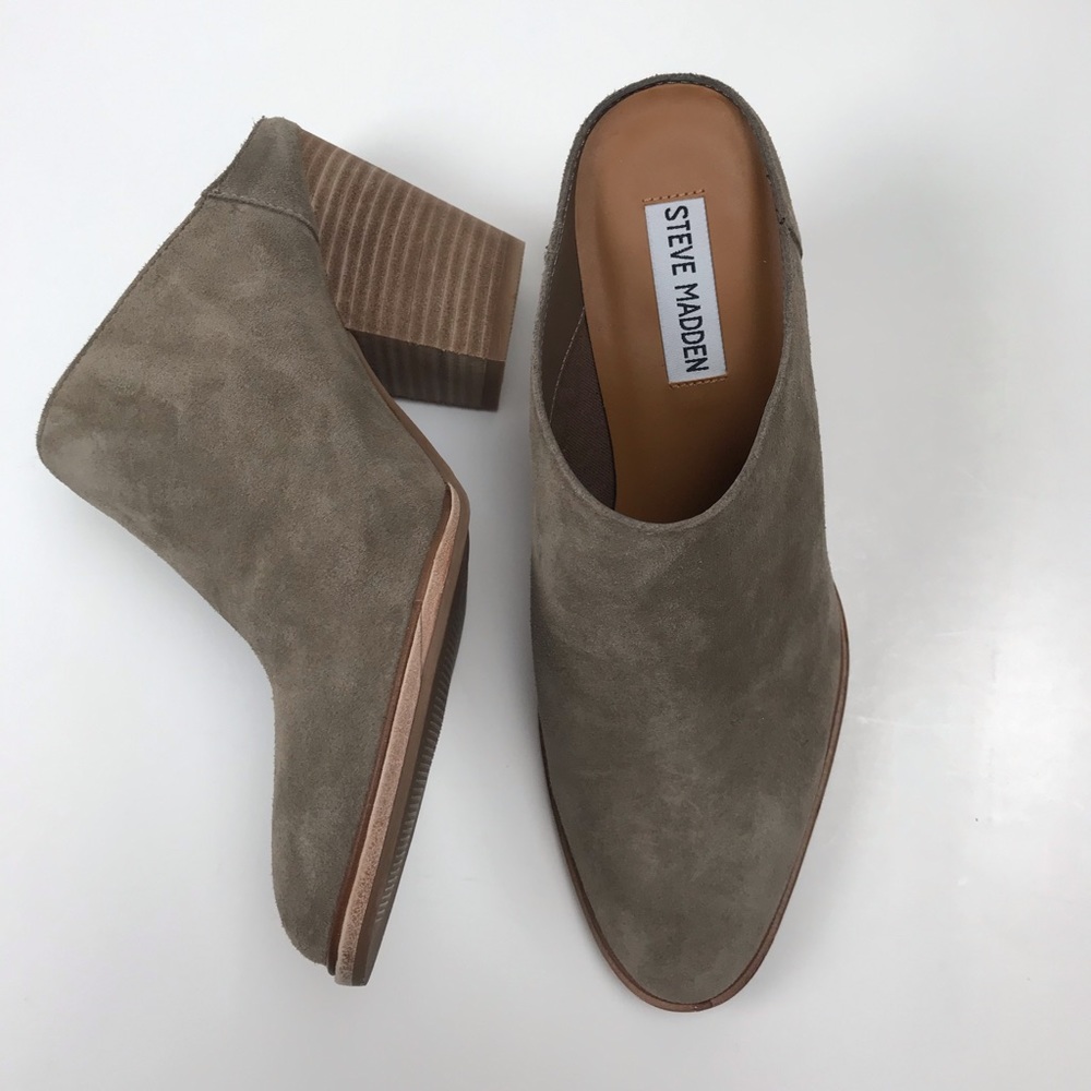 Steve Madden Milo Block-Hell Suede Mule